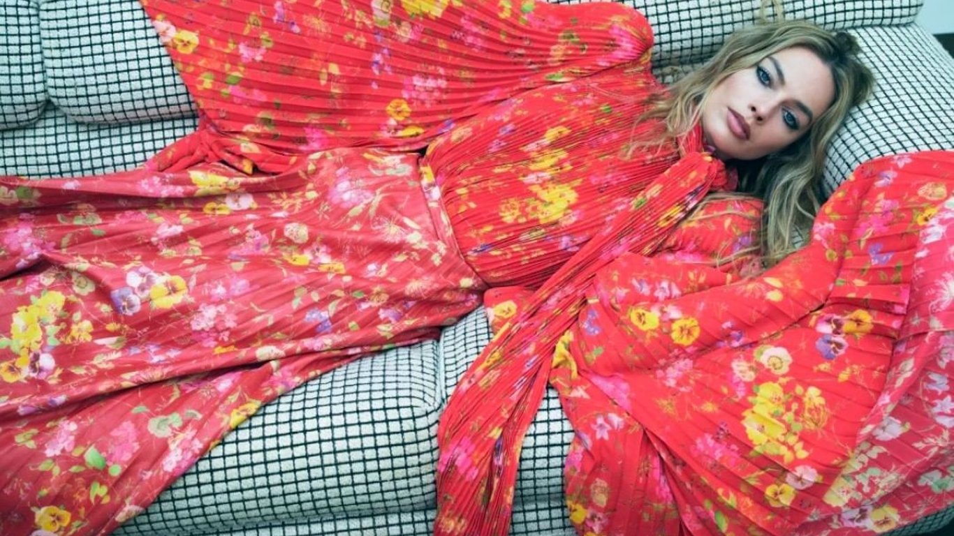 Очаровательная "Барби" Марго Робби снялась в соблазнительной фотосессии для Vogue