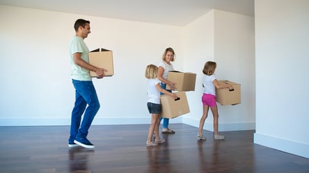 Житло від держави у селі — хто з українців зможе отримати - 285x160