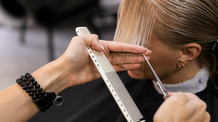 3 универсальные стрижки для волос средней длины - 290x166