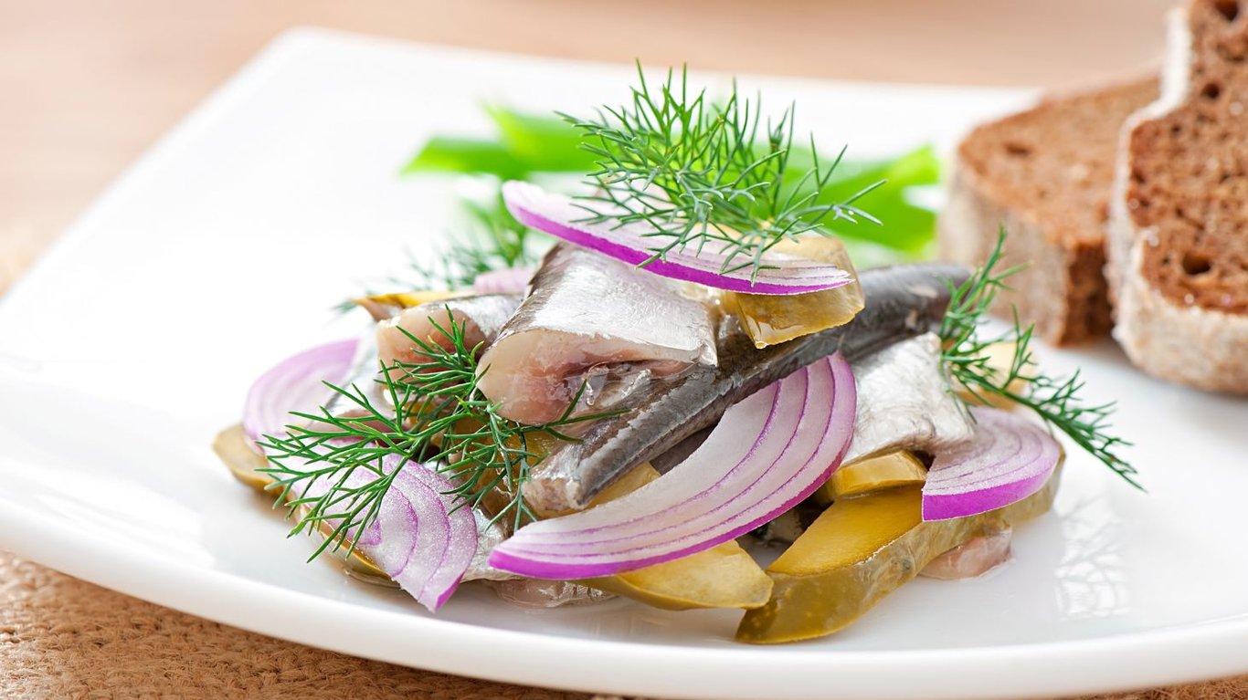 оселедець відрізняється від оселедця