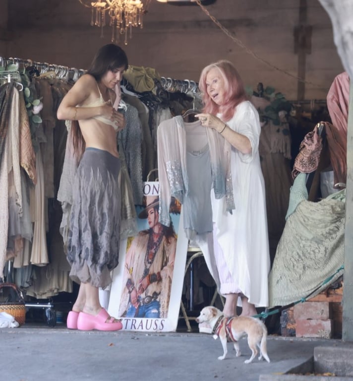 Дочку Брюса Вілліса спіймали топлес 