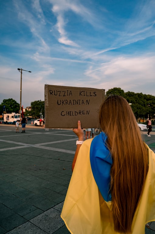 Перед самітом НАТО люди у США вийшли на мітинги проти російської агресії - фото 14