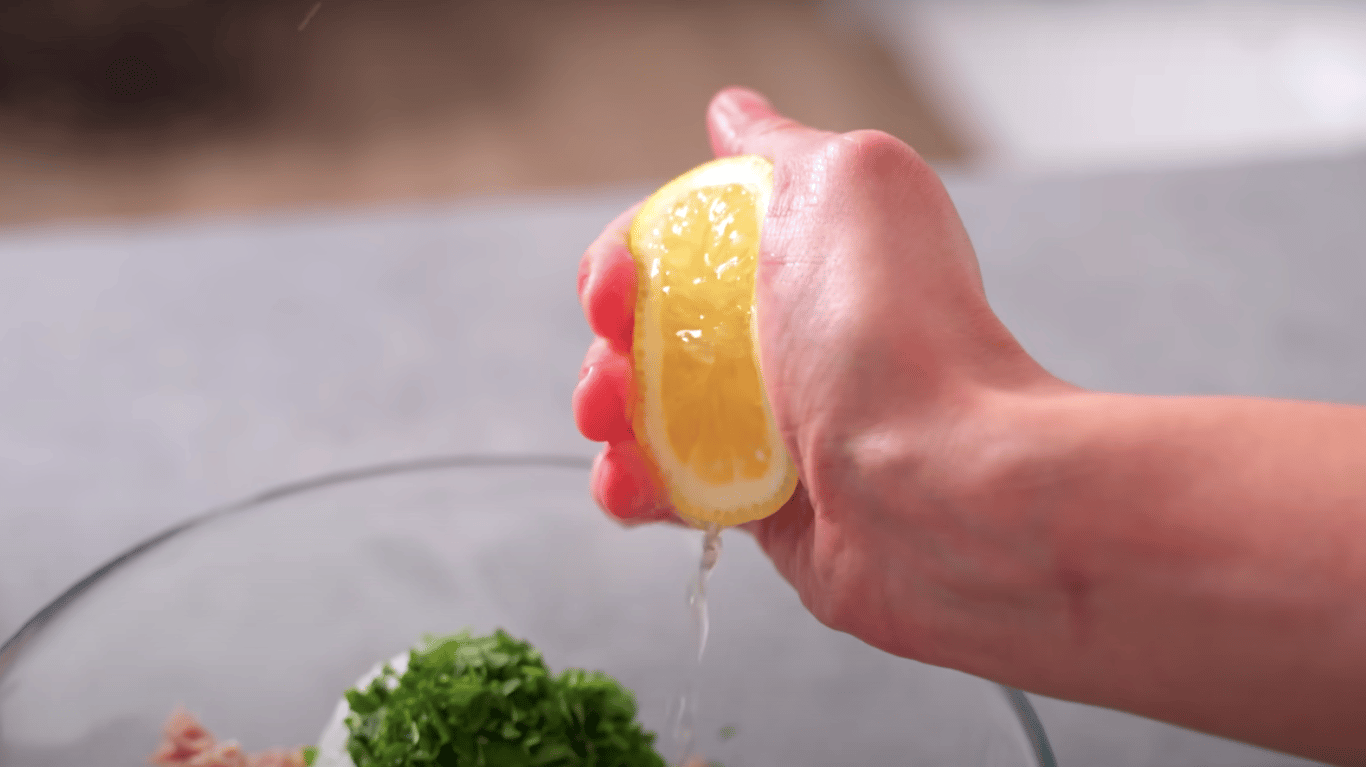 намазка з консервованого тунця за одну хвилину