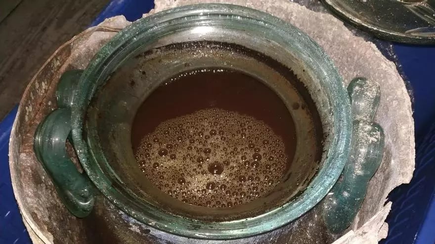 В андалузькому місті Кармона, Іспанія, було знайдено урну з 2000-річним римським вином