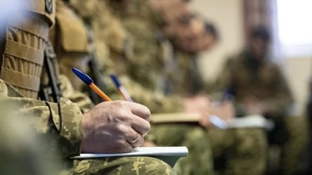В Україні запровадять нові військові контракти з термінами - 285x160