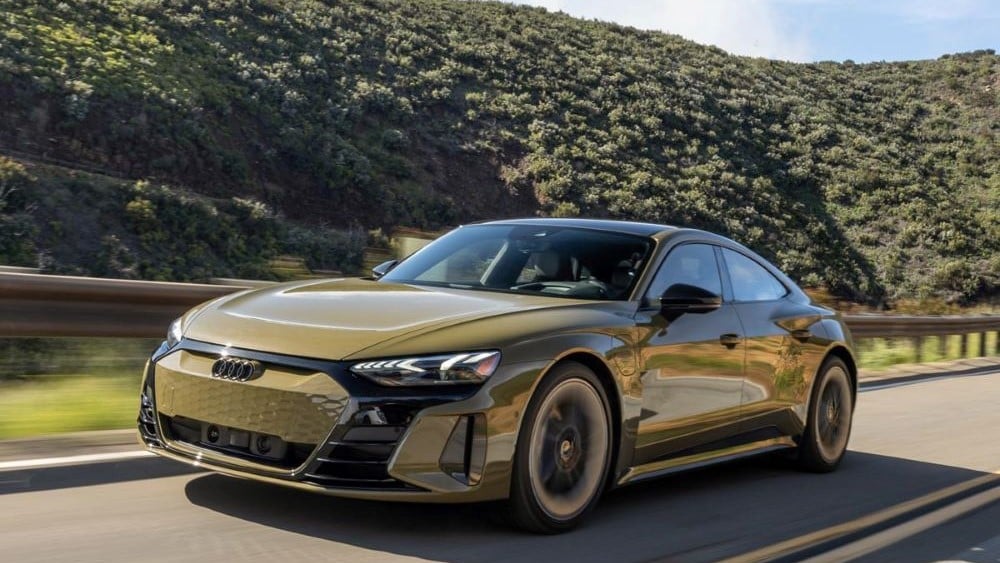 ТОП-5 лучших полноприводных седанов 2024 года - фото 4