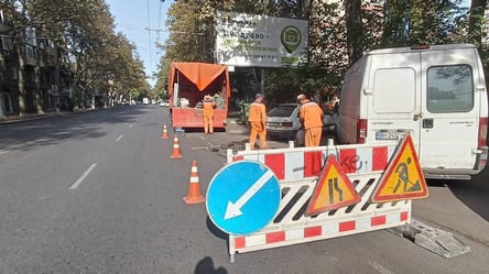 Осторожно на дорогах: где в Одессе ведутся ремонтные работы 18 октября - 285x160