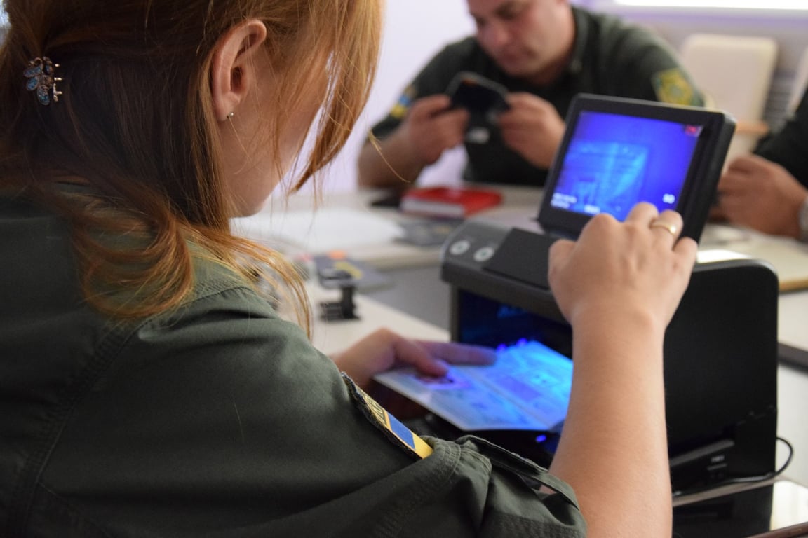 Какие нюансы выезда за границу во время войны