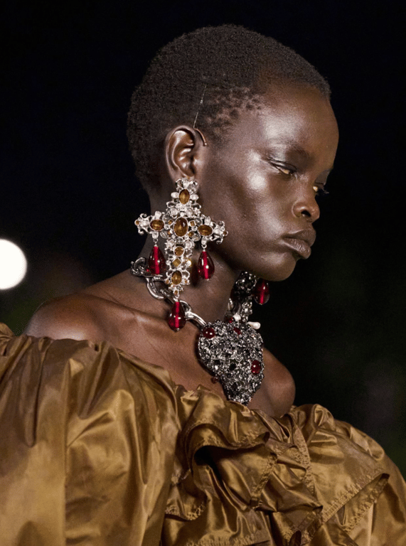 В тренді 2026 року незвичні прикраси