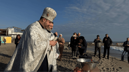 Освячення води, купання в морі та колядки — Водохреще в Одесі - 285x160