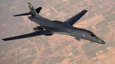 CША почали завдавати авіаударів по Сирії, — ABC - 285x160