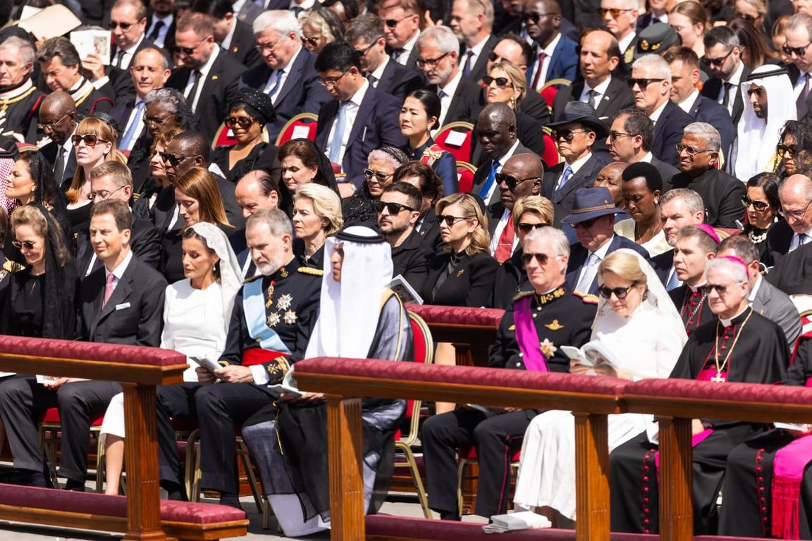 Олена та Володимир Зеленські на інавгурації Папи Римського