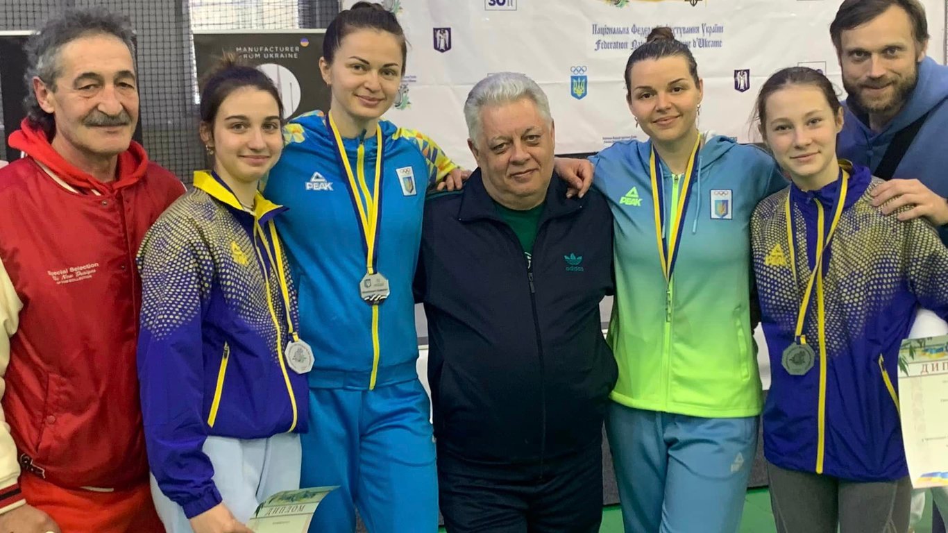 Саблестки из Одесщины завоевали серебро на чемпионате Украины по фехтованию
