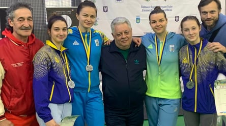 Спортсменки из Одесчины завоевали серебро на чемпионате Украины по фехтованию - 285x160