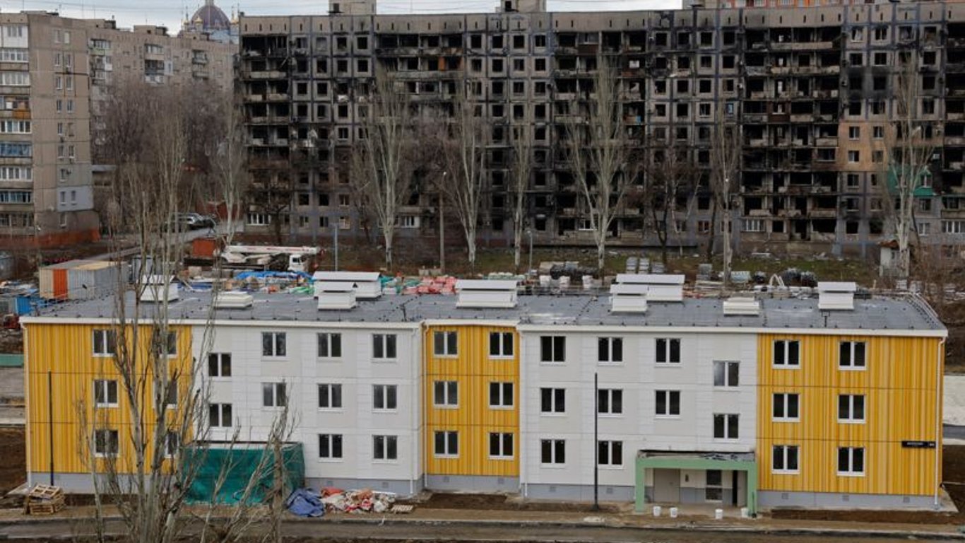 РФ строит «потемкинские деревни» в Мариуполе: что на самом деле происходит в городе