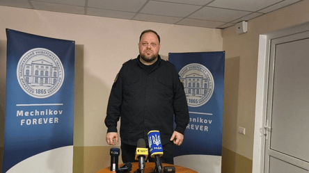 Стефанчук запропонував обмежити виплати частині чиновників - 304x171