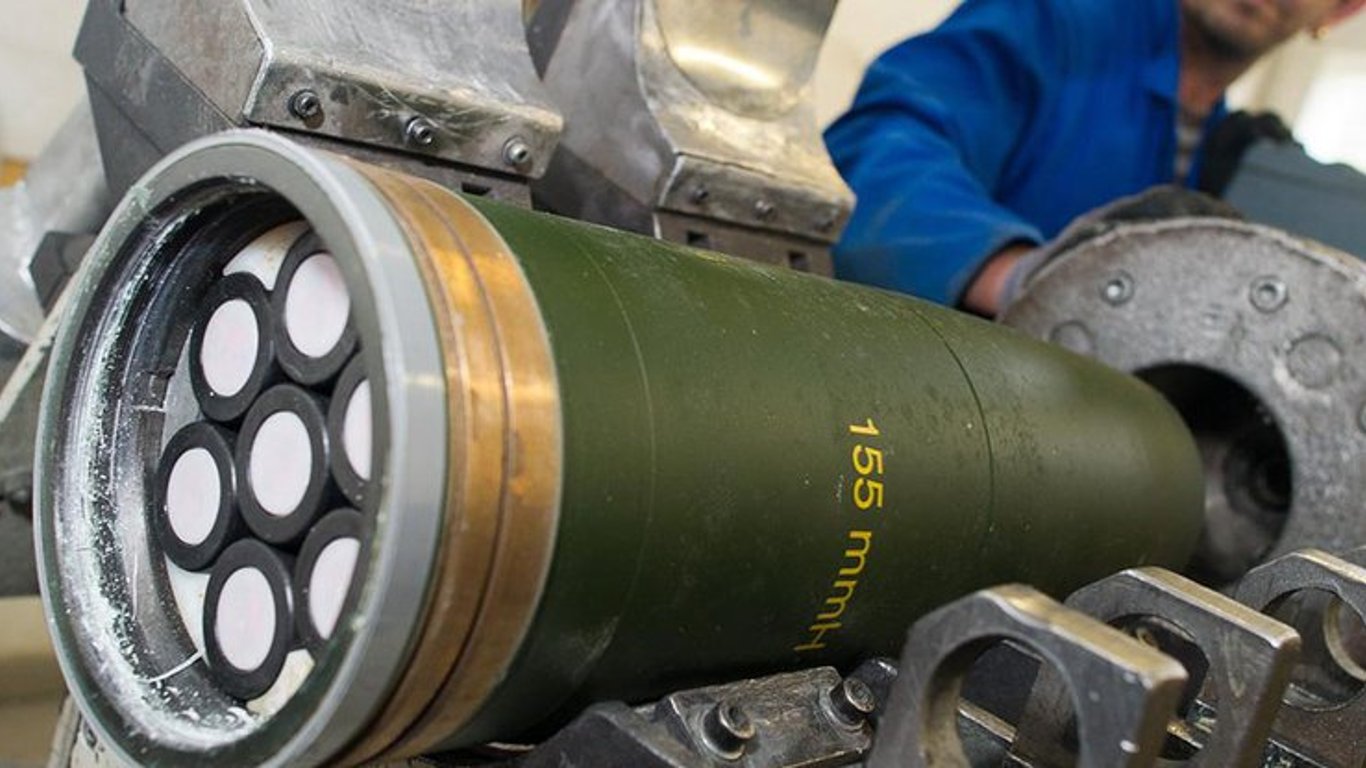 Для чого Україні касетні боєприпаси: експерт пояснив