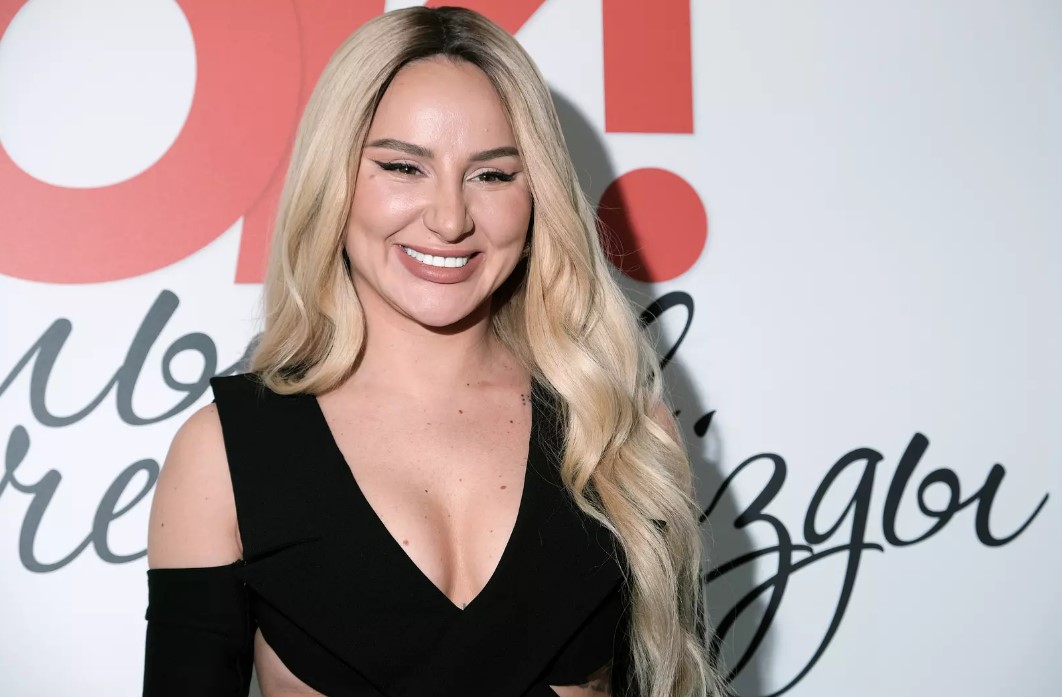 Предательница Anna Asti перечислила 10 тыс долларов жертвам "Крокуса" - фото 2