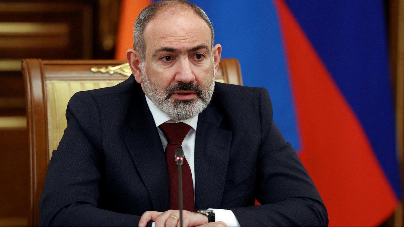 Пашинян розповів, за якої умови Вірменія може вийти з ОДКБ