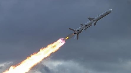 Ракетная опасность по всей Украине — куда летят вражеские цели - 285x160