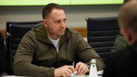 Украина не откажется от территорий в обмен на мир, — Ермак - 290x166