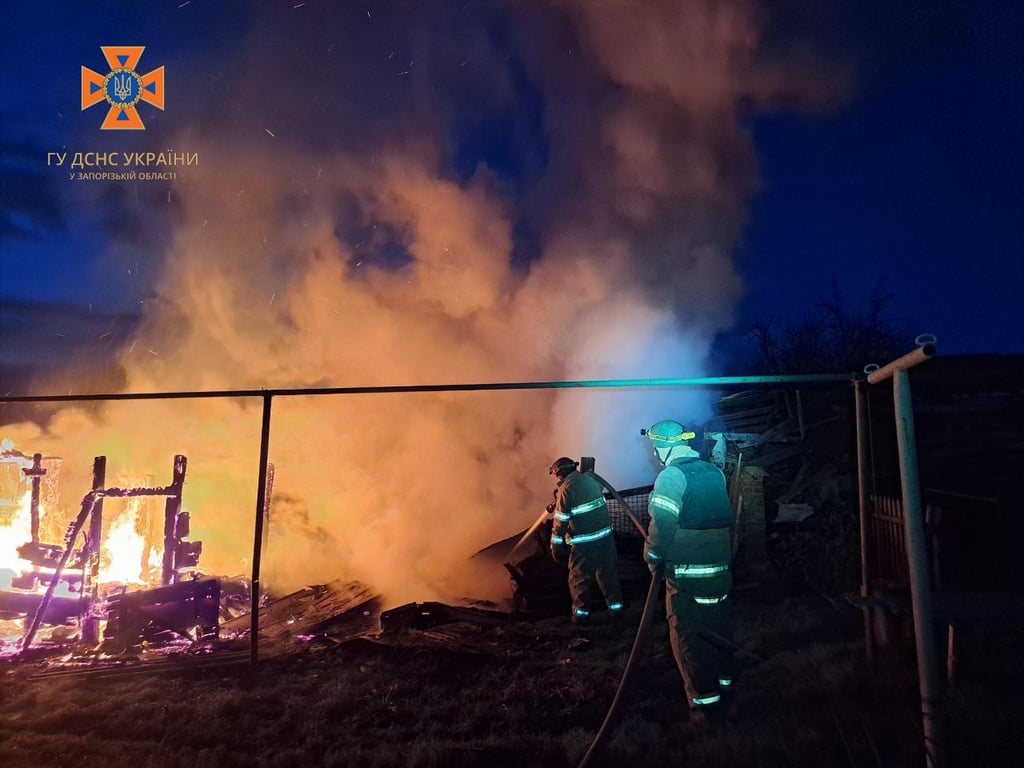 Пожежа внаслідок обстрілу Пологівського району Запорізької області