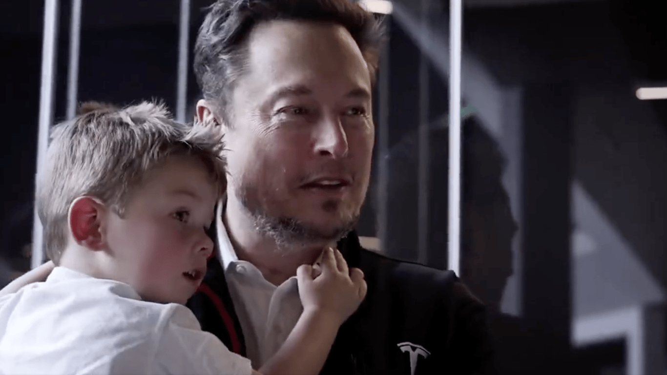 Ілон Маск показав свого 3-річного сина