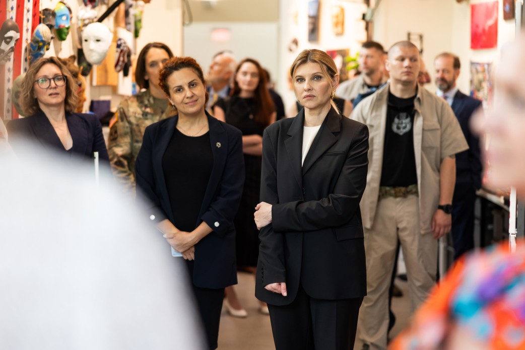 Зеленська відвідала один з найбільших медзакладів США