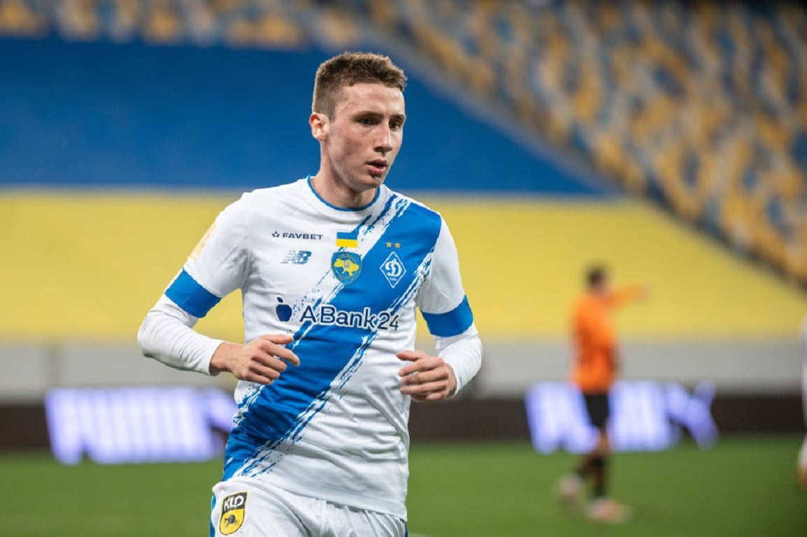 Владислав Ванат