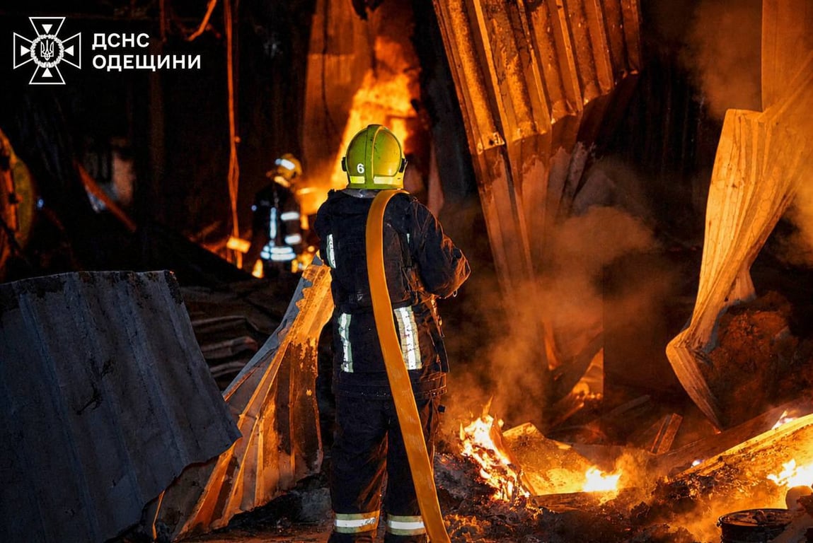 Удар російських дронів по Одещині
