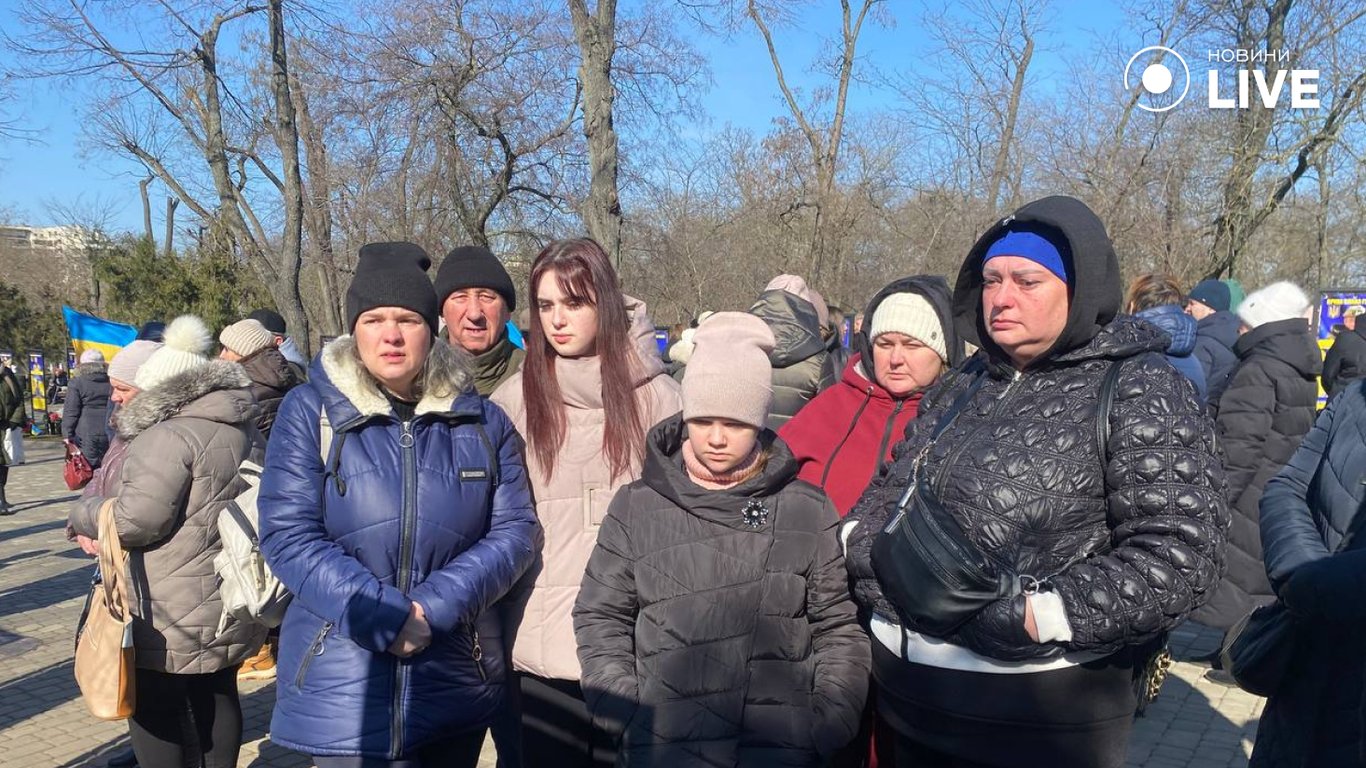 На Аллеї Героїв в Одесі з'явилося 47 нових імен — фоторепортаж - фото 5