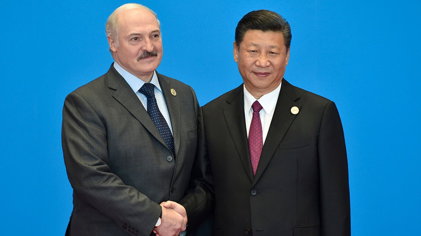 Олександр Лукашенко відвідає з офіційним візитом Китай