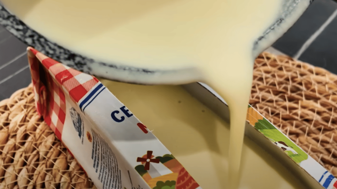 десерт з малиною на молоці без випічки