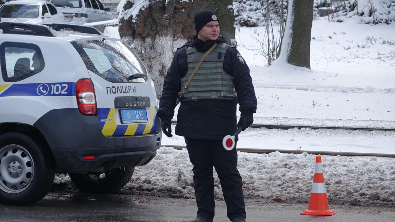 Чи вручатимуть правоохоронці повістки на блокпостах Київщини — відповідь поліції