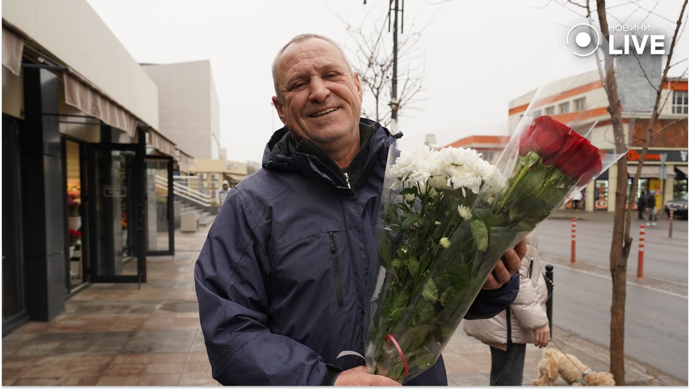 Квіти на день закоханих — яка ціна на одеському Привозі - фото 14
