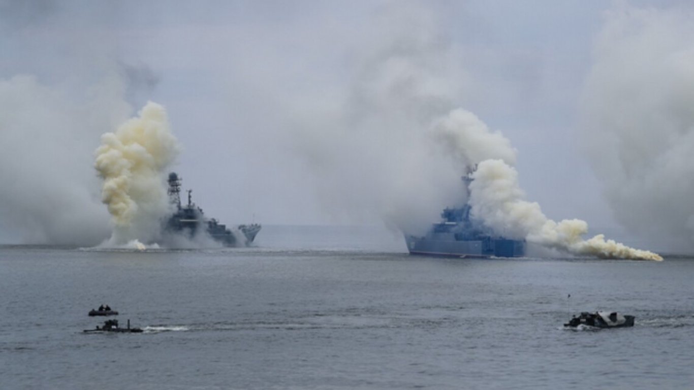 Морський флот РФ іде на дно — скільки кораблів знищили ЗСУ з початку війни