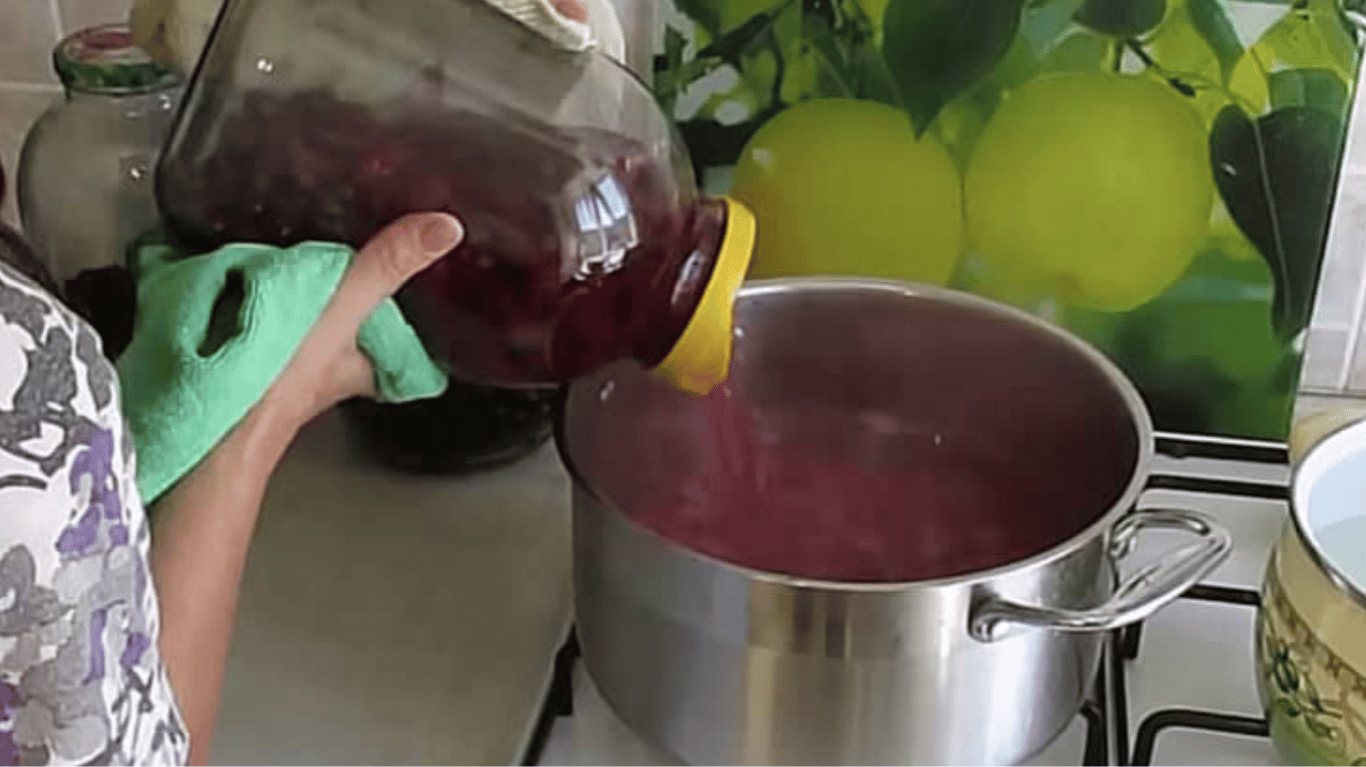 компот з вишнями