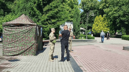 На Чернігівщині жінка повідомляла у месенджері про місця дислокації працівників ТЦК — рішення суду - 290x166