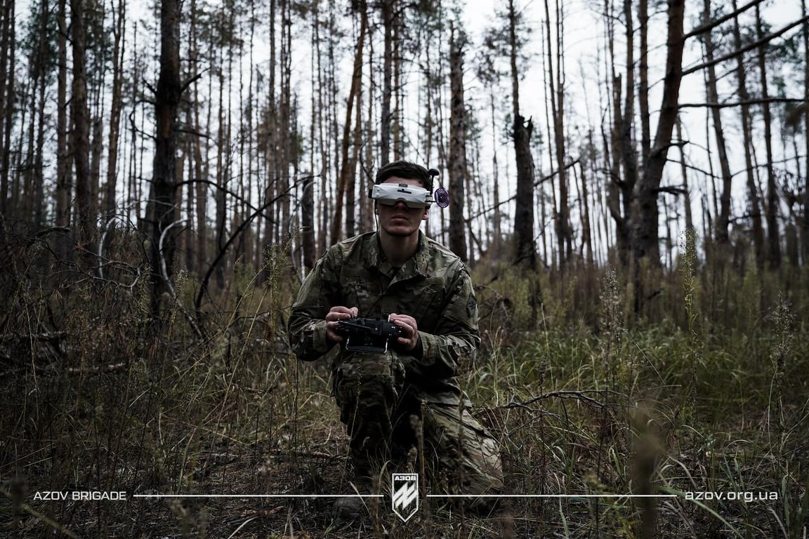 Чим займається пілот FPV-дрона