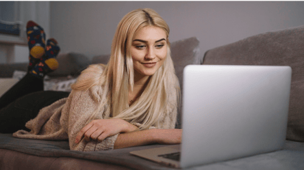 Культовая версия "Бурного перевала" без Марго Робби: кино 90-х - 285x160