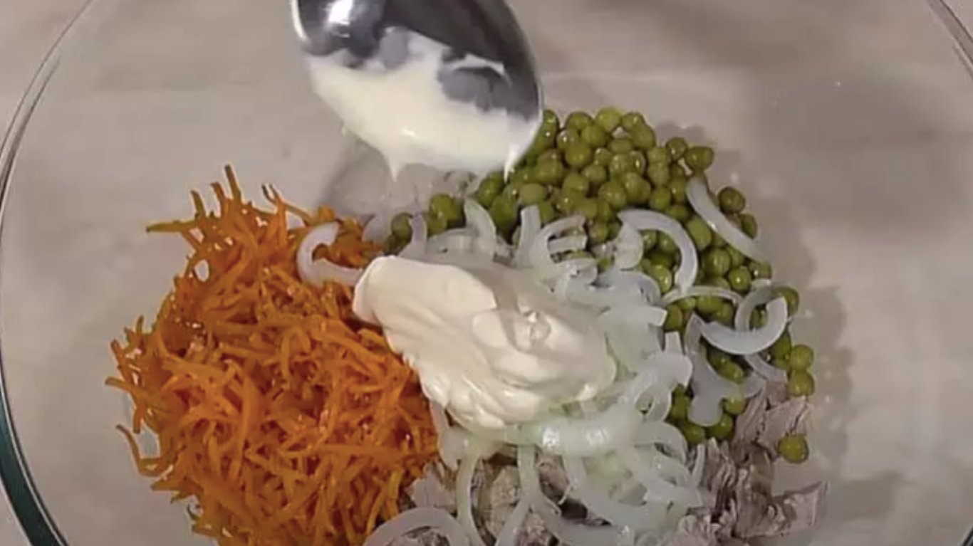 рецепт салату зі свининою