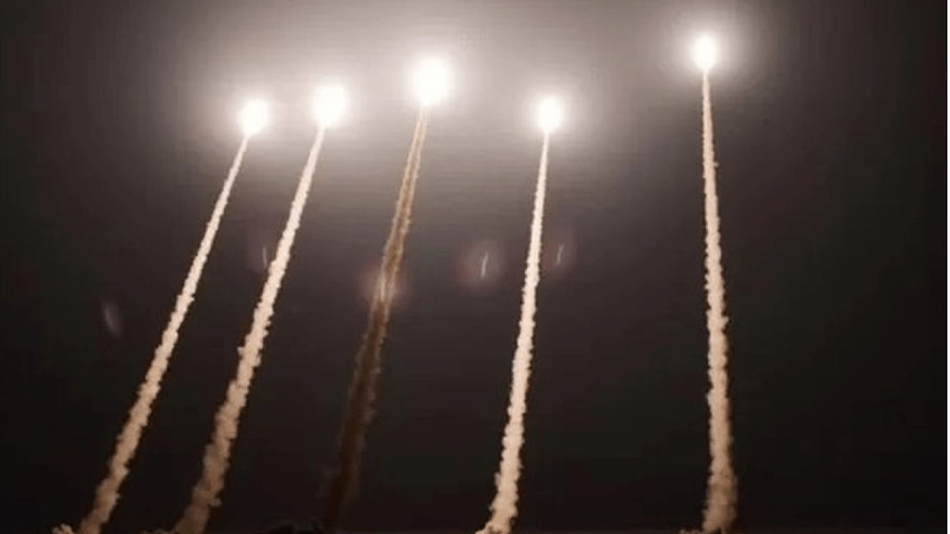 Маршрут російських ракет та дронів під час атаки по Україні 14 червня