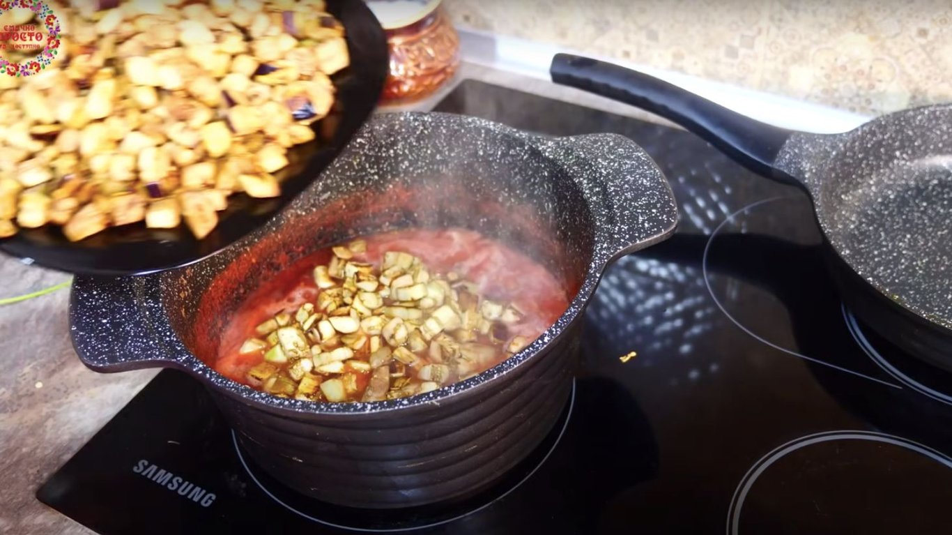 баклажани з помідорами на зиму 