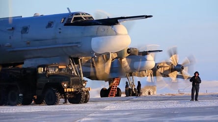 Експерт сказав, чи можливий великий авіаудар ворога по Україні - 285x160