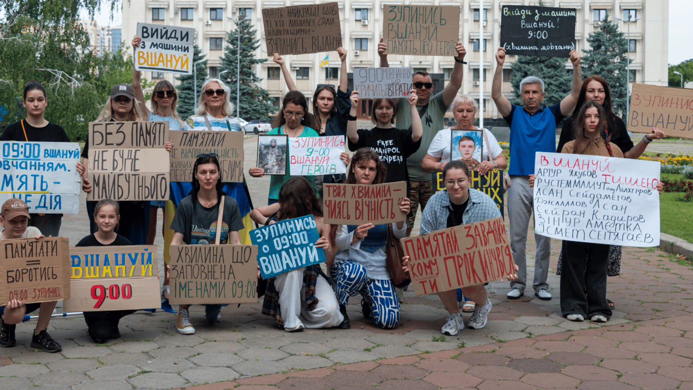 Хвилина мовчання в Одесі — фоторепортаж з акції - фото 5