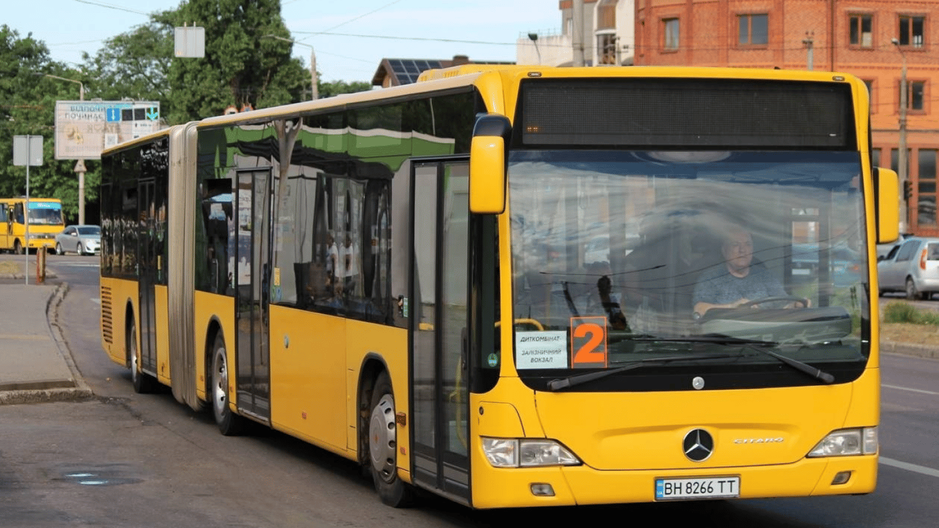 Одеса залишилася без електротранспорту: розклад автобусів