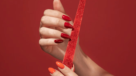 Самый яркий маникюр 2025 года — выберите его и не прогадаете - 285x160