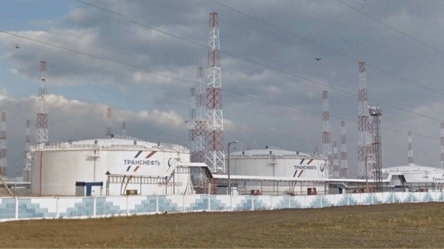 СБУ уразила російську нафтостанцію "Самара": спалахнула сильна пожежа - 285x160