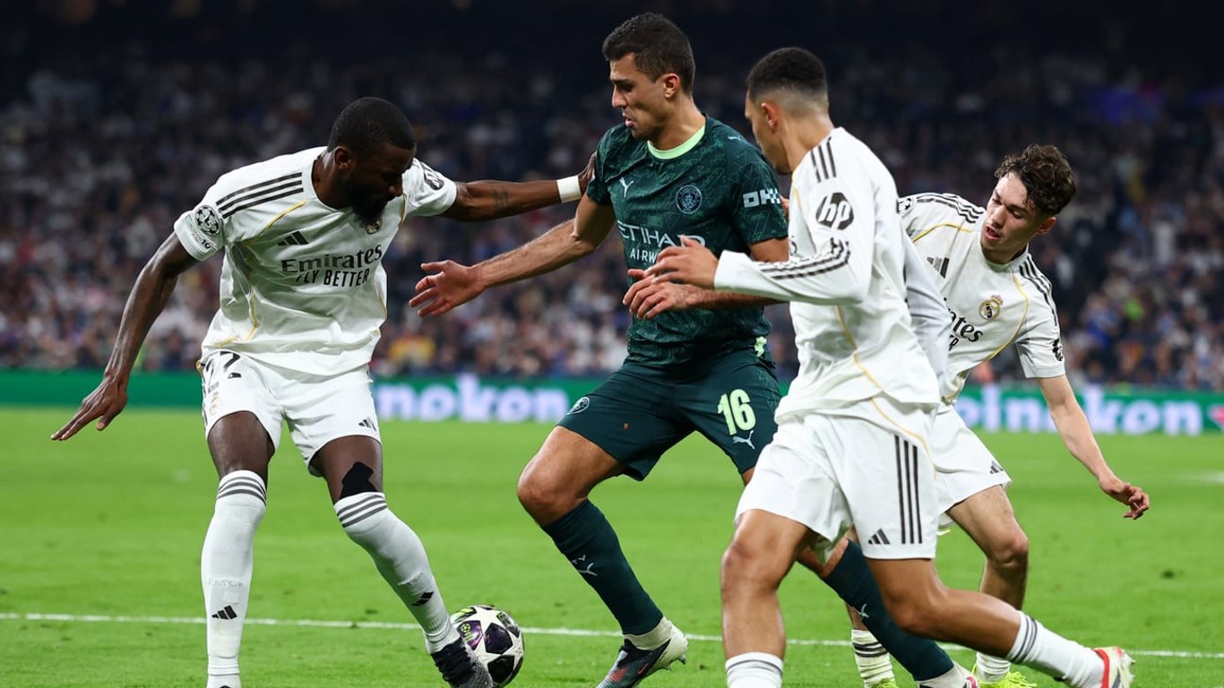 Родри прокомментировал слухи о трансфере в мадридский Реал