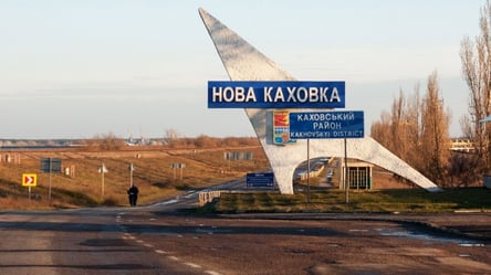 Без света и интернета почти месяц — мэр Новой Каховки рассказал о ситуации в городе - 285x160